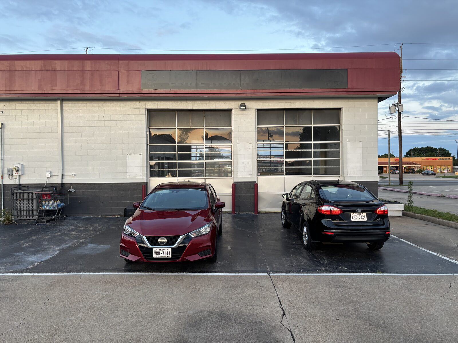 Service bays with customer vehicles